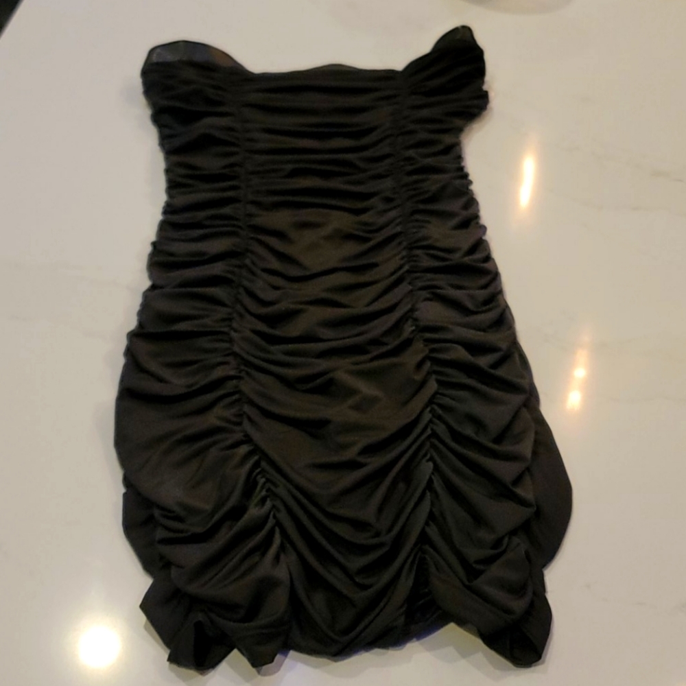 Black Sean John strapless dress